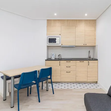 Con Encanto En Calle Pizarro *