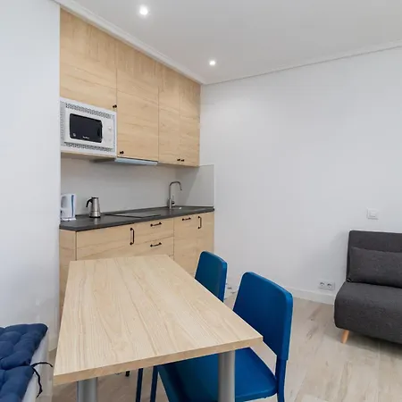 Con Encanto En Calle Pizarro