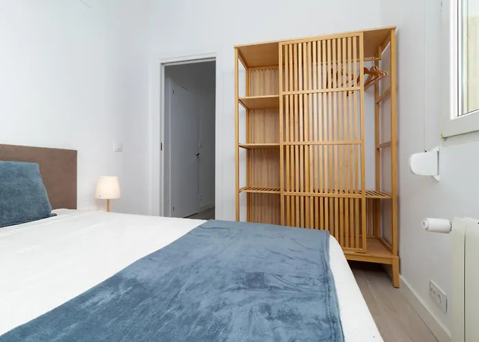 Con Encanto En Calle Pizarro * Сантандер