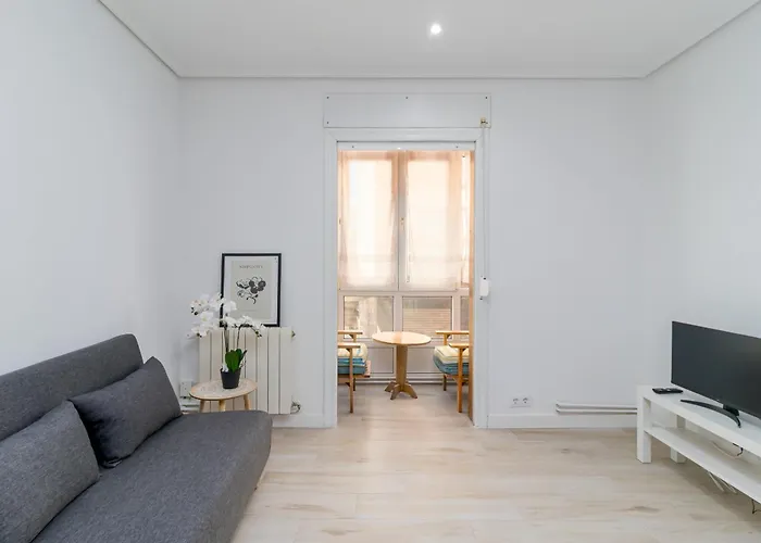 Con Encanto En Calle Pizarro